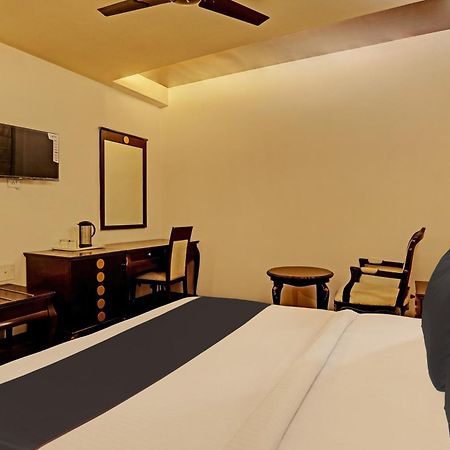 Hotel Townhouse The Royce New Friends Colony Neu-Delhi Exterior foto