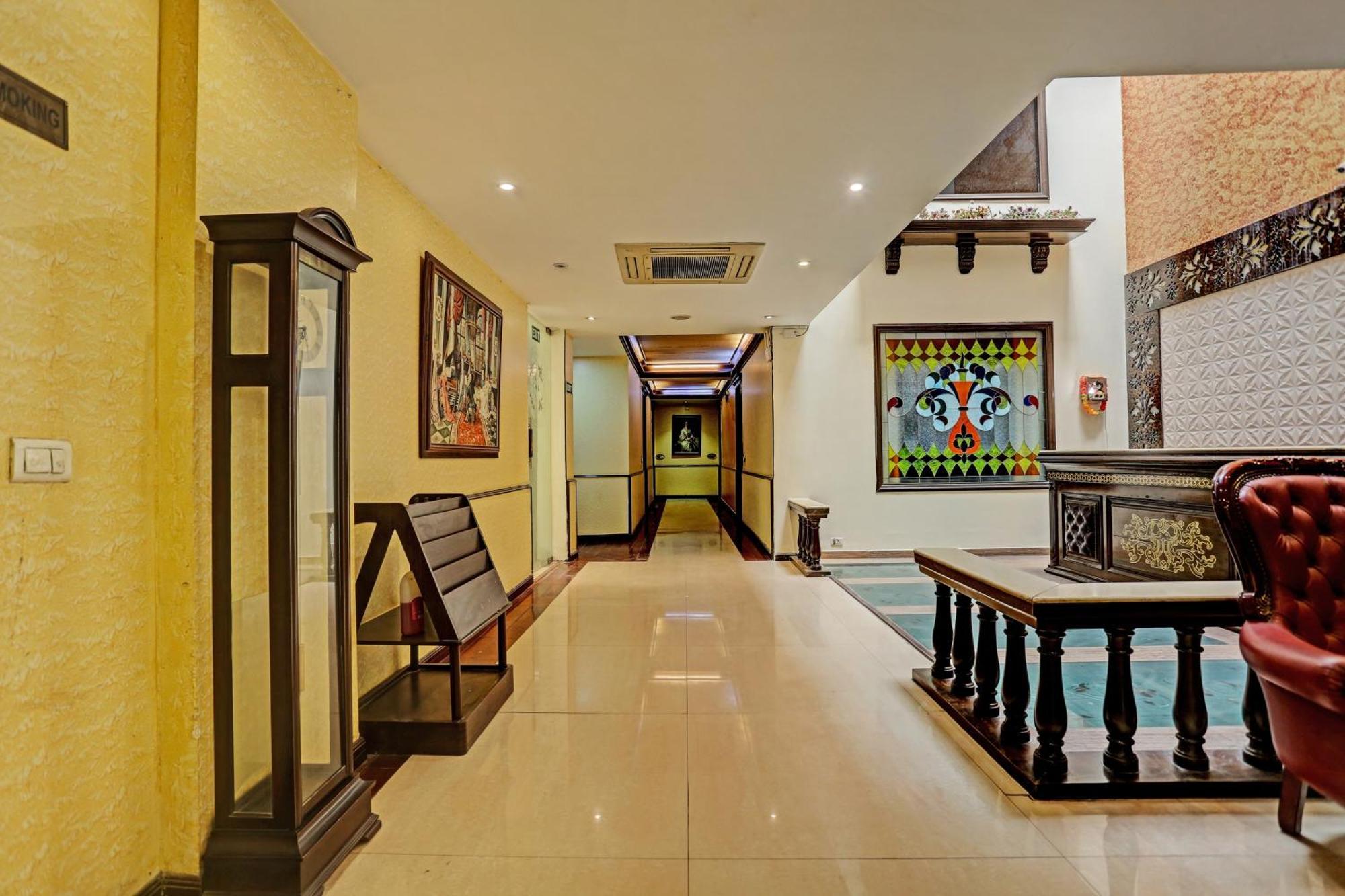 Hotel Townhouse The Royce New Friends Colony Neu-Delhi Exterior foto