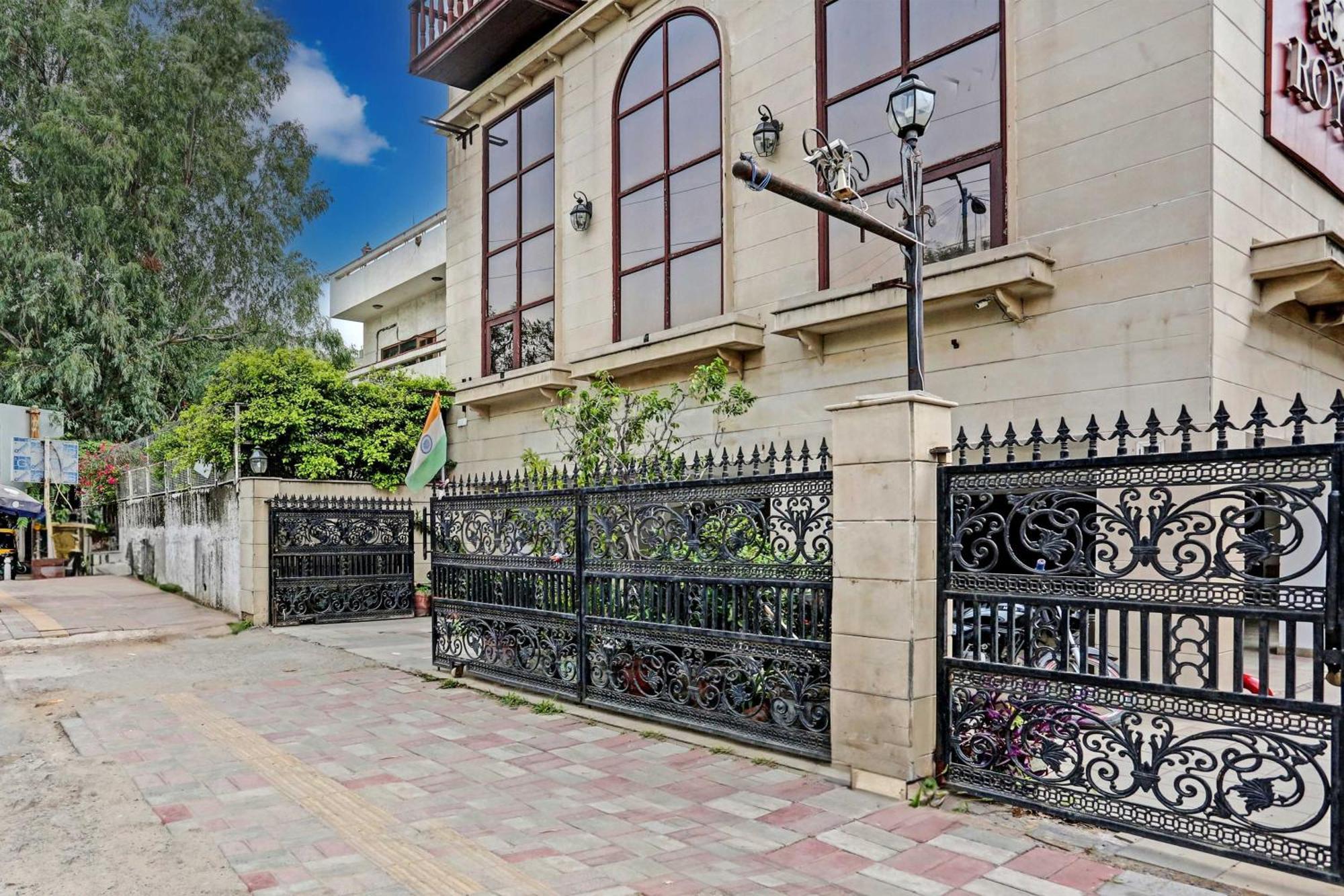 Hotel Townhouse The Royce New Friends Colony Neu-Delhi Exterior foto
